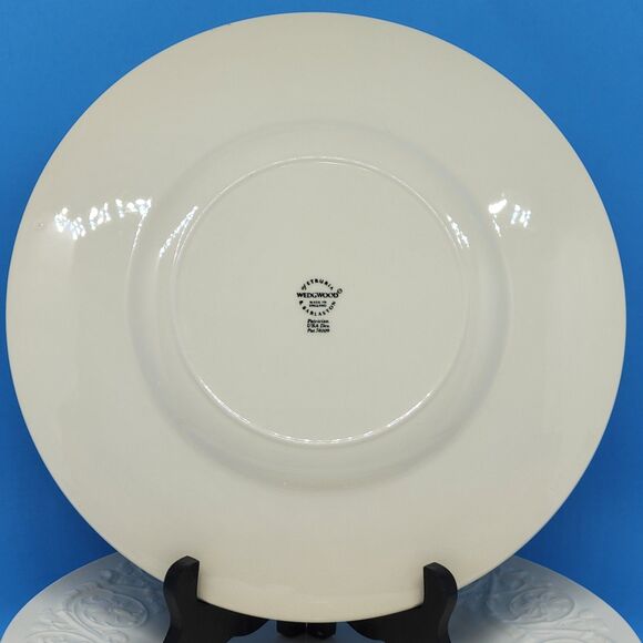 Wedgwood Patrician Embossed Cream 10.5" Dinner Plates Set of 2 - Picture 7 of 13